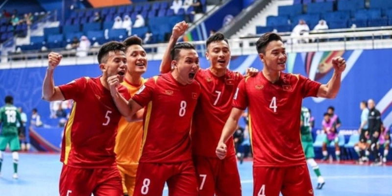Chiến Thuật Trong Futsal So Với Bóng Đá 11 Người