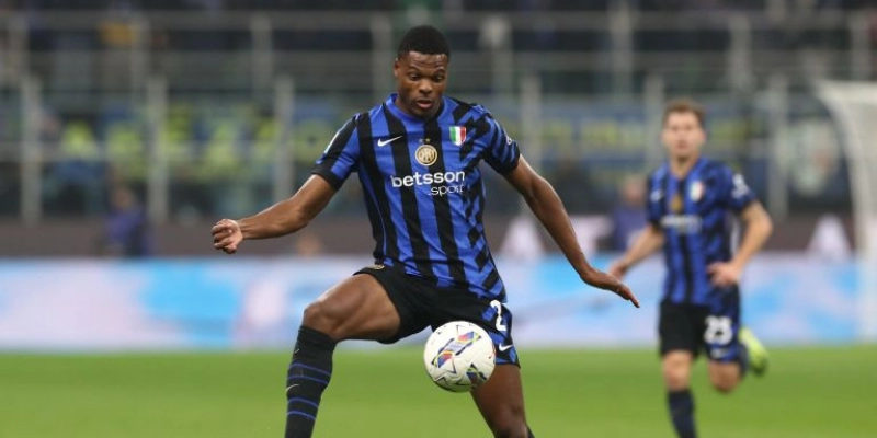 Denzel Dumfries