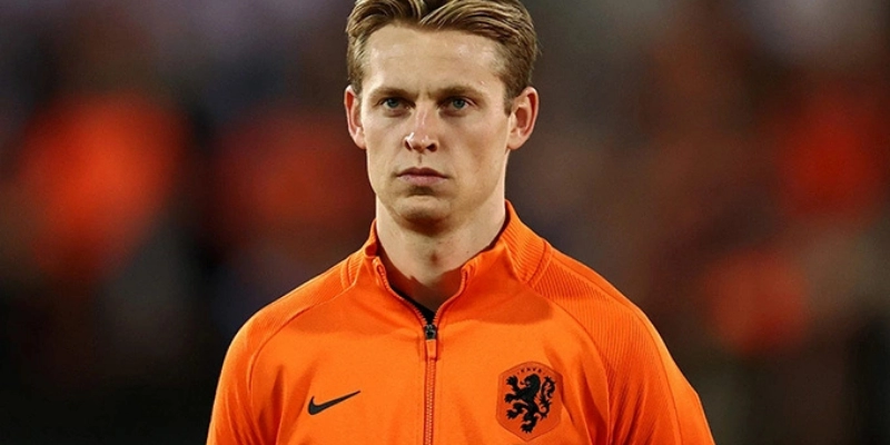 Frenkie De Jong: Tài Năng Sáng Giá Và Bước Tiến Vượt Bậc Ở Barcelona 2 FrenkFrenkie De Jongie De Jong