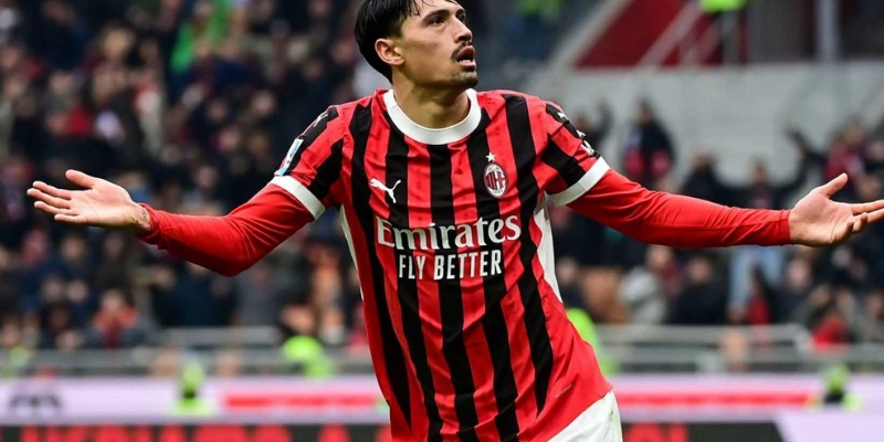 Tijjani Reijnders: Phong Cách Và Tương Lai Tại AC Milan 4 Tijjani Reijnders