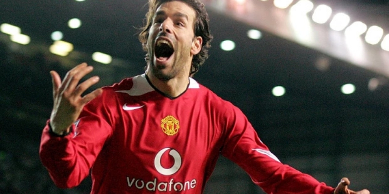 Van Nistelrooy: Huyền Thoại Sát Thủ Vòng Cấm Và Di Sản Đậm Dấu Ấn 2 Van Nistelrooy
